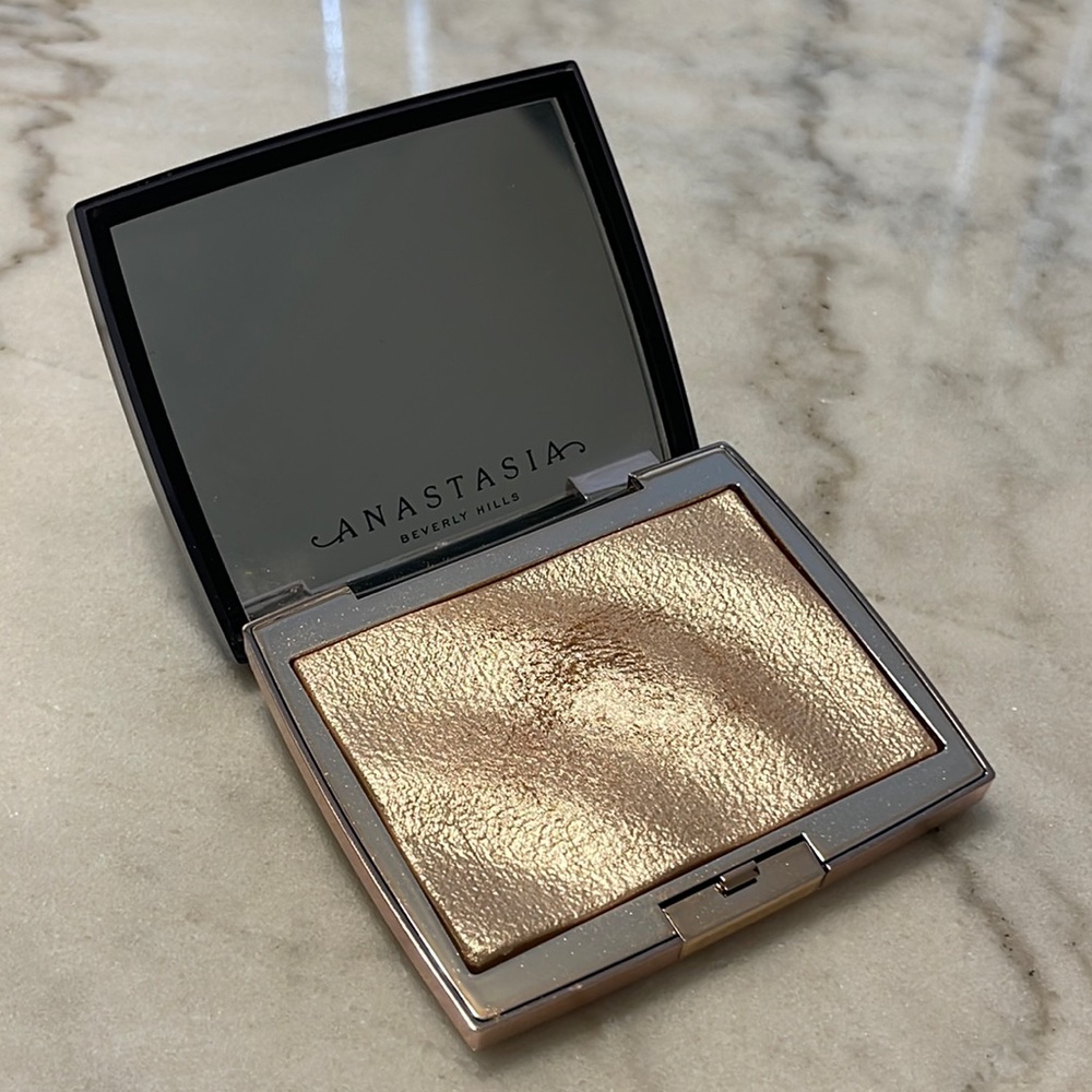 Anastasia Beverly Hills AMREZY HIGHLIGHTER